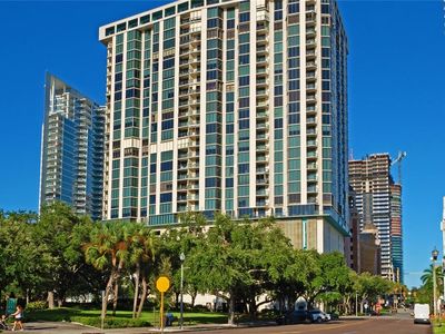 1 Beach Dr SE UNIT 2111, Saint Petersburg, FL, 33701