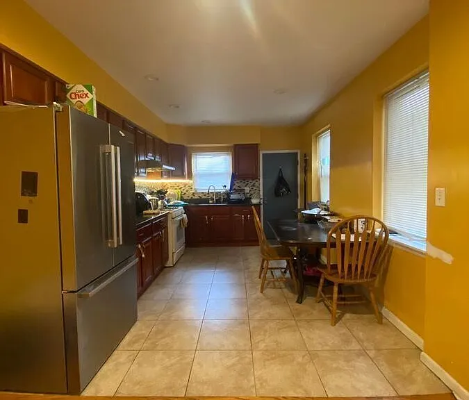3304 Haverford Ave — Photo 3