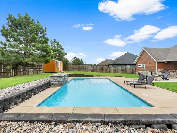 3780 Bitterroot St, Bentonville, AR 72712