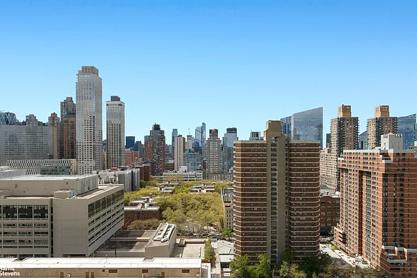 Sold by Brown Harris Stevens | media 5