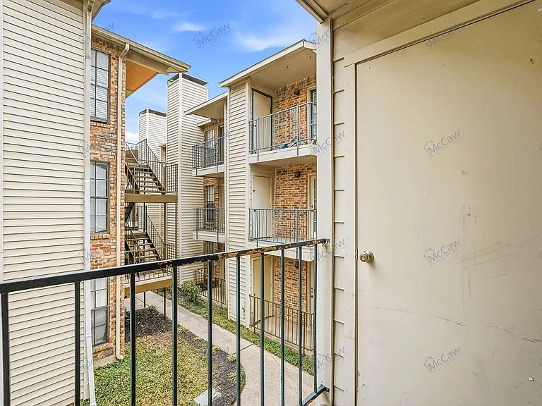 9520 Royal Ln #209 — Photo 20