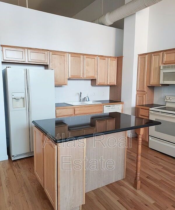 1st image of 1555 N California St #508