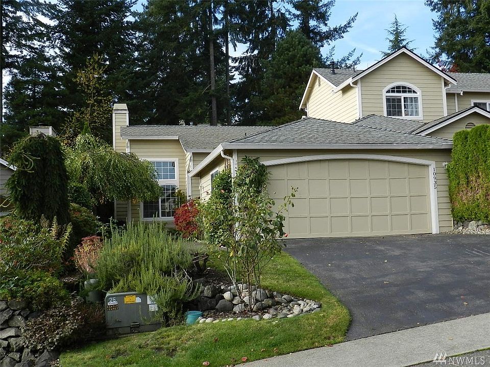 1st image of 10935 Tulip Pl NW
