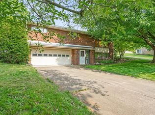 301 College Park Rd, Allison Park, PA 15101