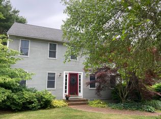 25 Monmouth Cir, North Falmouth, MA 02556