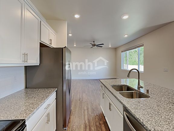 4th image of 19310 16th Avenue Ct E