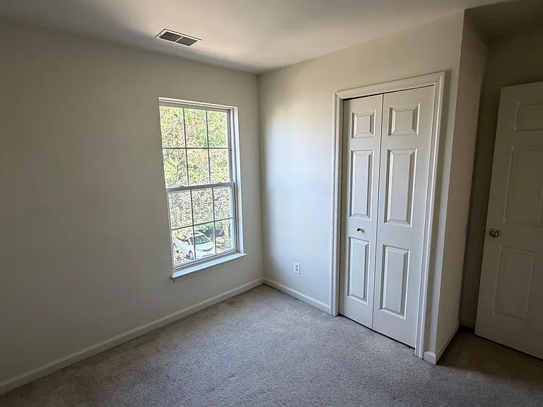 13643 Saint Johns Wood Pl — Photo 24