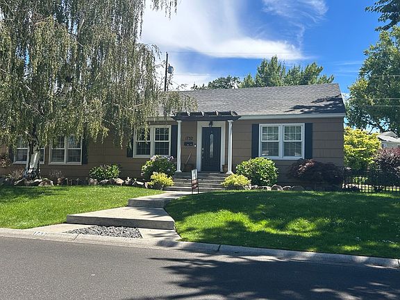 4th image of 1732 Hunt Ave