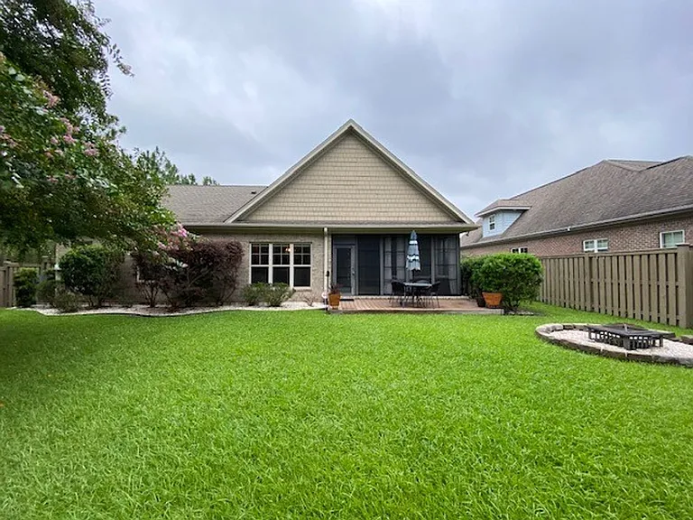 1333 Garden Springs Ct — Photo 38