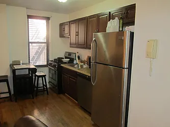 Sold by Starealty Estate LLC