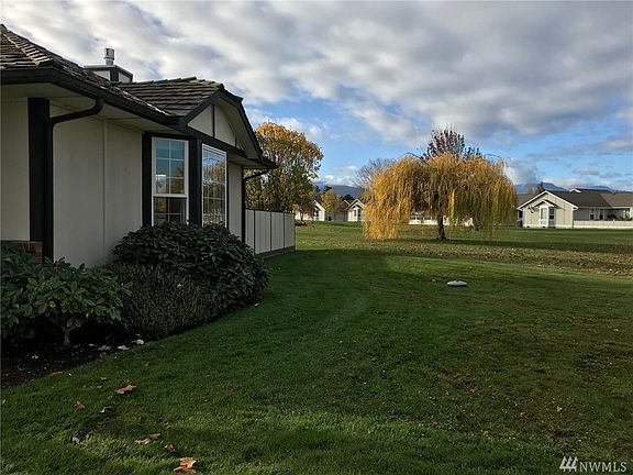 2nd image of 933 N Woolsey Ct #C
