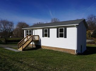 941 Giles Rd, Blacksburg, VA 24060