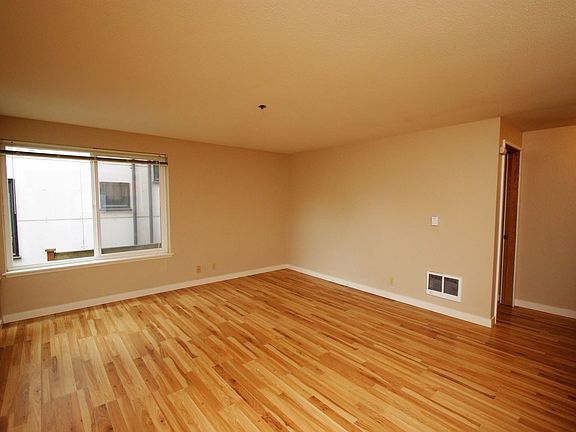 4th image of 1813 19th Ave #6542559
