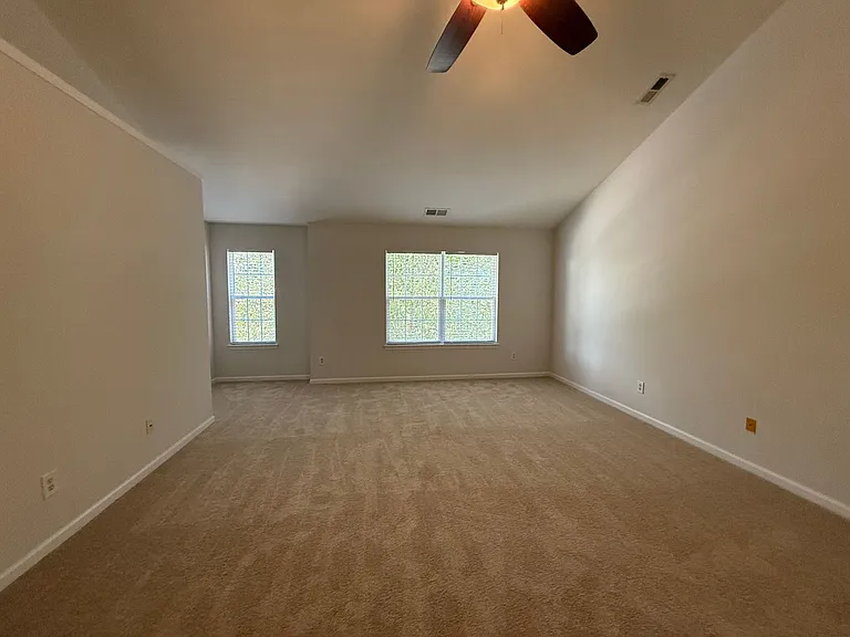 3700 Herkimer Dr — Photo 19