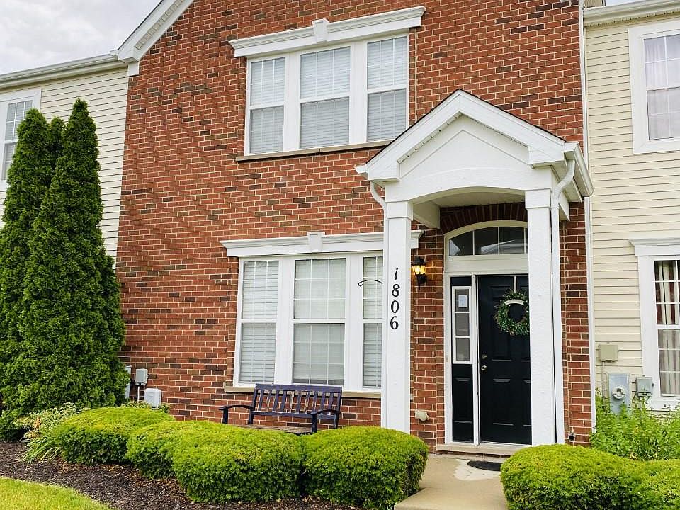 1806 Powers Rd, Woodstock, IL 60098 Zillow