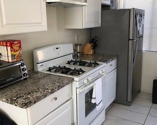 3rd image of 238 S Saturmino Dr
