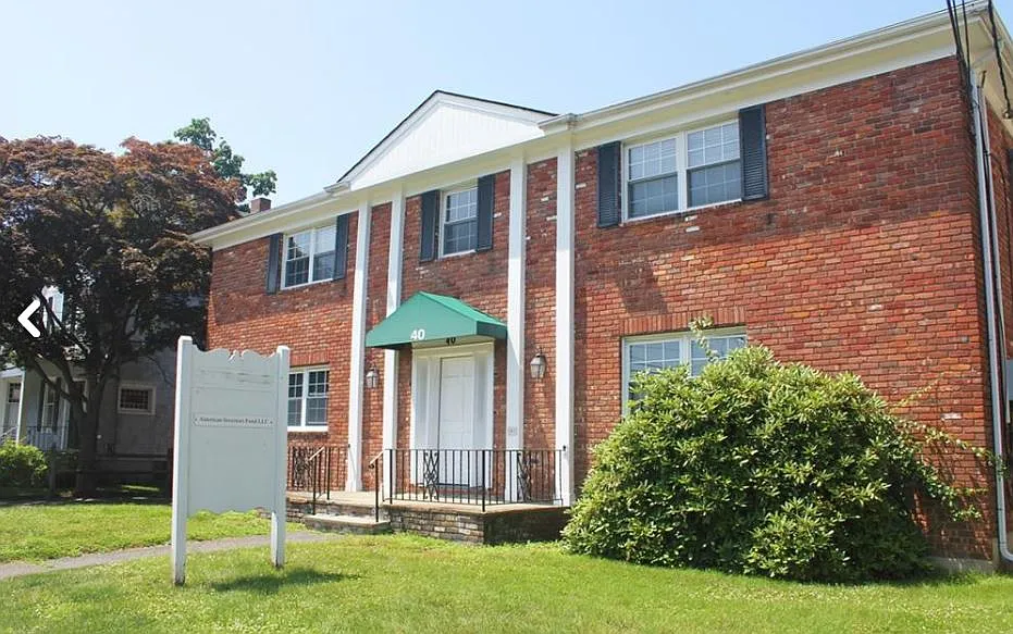40 Hoyt St #A2