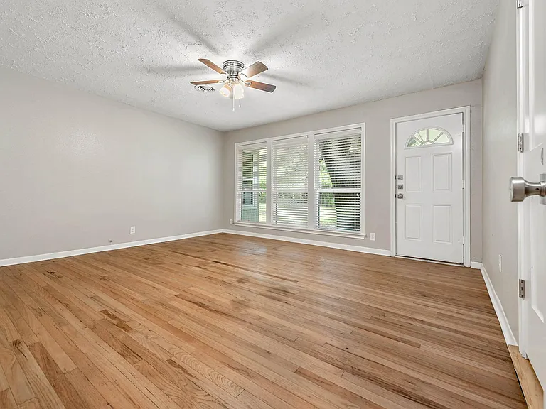 309 Dunn St — Photo 9