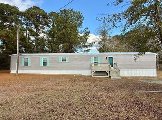 198 Trout St, Holly Ridge, NC 28445