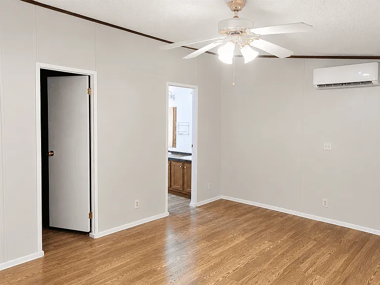 735 Horseshoe Trak — Photo 7