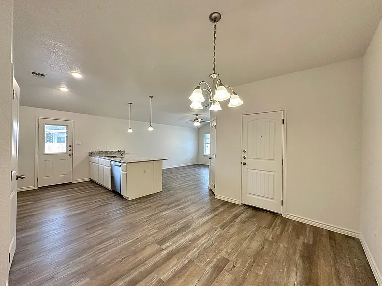 234B Dolphin Dr — Photo 9