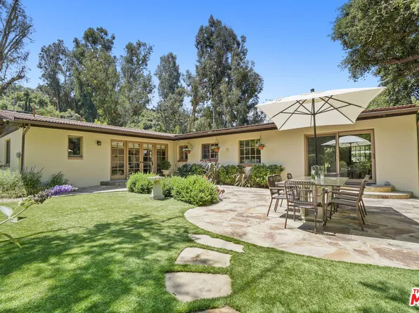 20521 Cheney Dr, Topanga, CA 90290