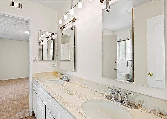 4th image of 7305 Forbes Ave