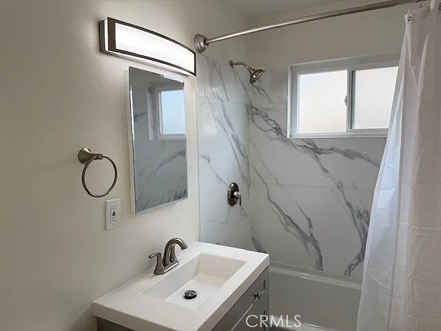 685 E Vista Chino #9 — Photo 19