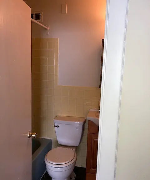 1126 Spruce St #D5 — Photo 11