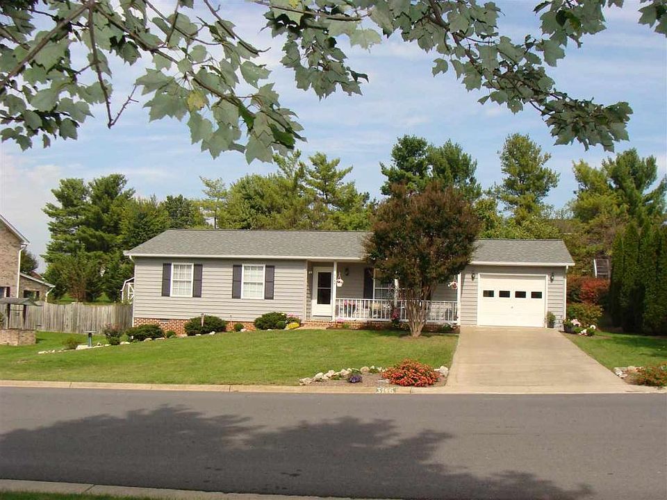 1st image of 3146 Pin Oak Dr