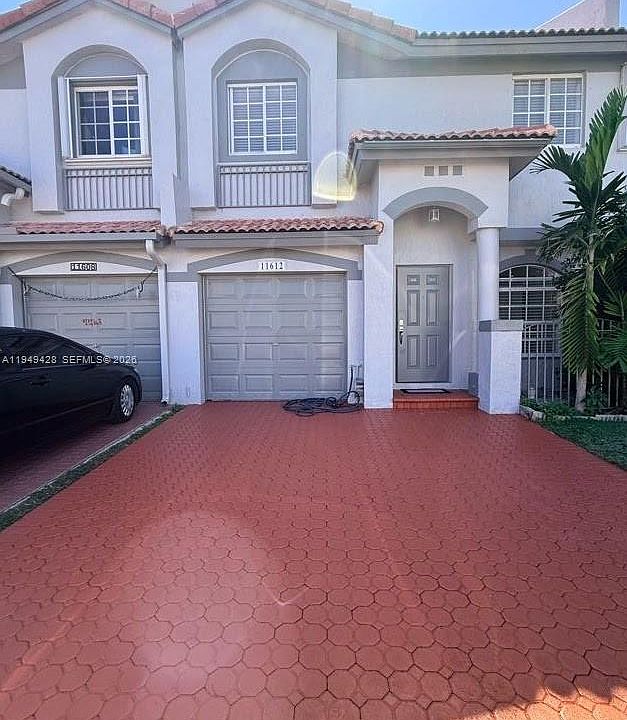 1st image of 11612 NW 51st Ter