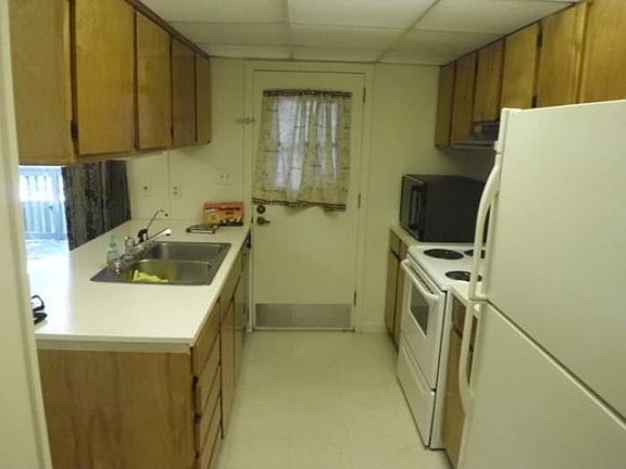 4th image of 512 Westwood Dr