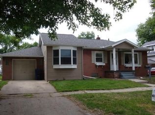 1410 S Warner St, Bay City, MI 48706