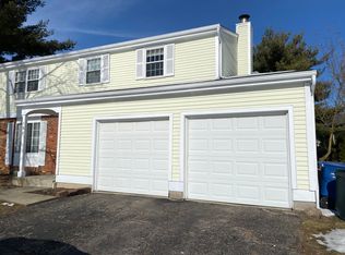 188 Rugby Ln, Columbus, OH 43230