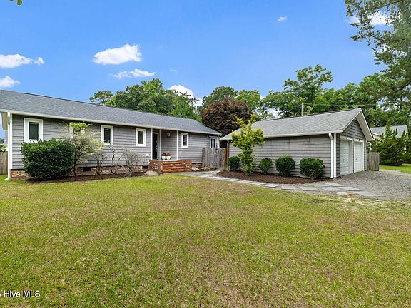 2nd image of 404 Porters Neck Road