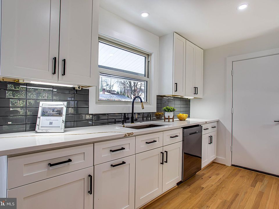 6717 Coachman Dr, Springfield, VA 22152 Zillow