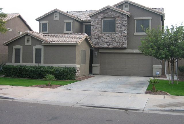 Beautiful 2 Story Home