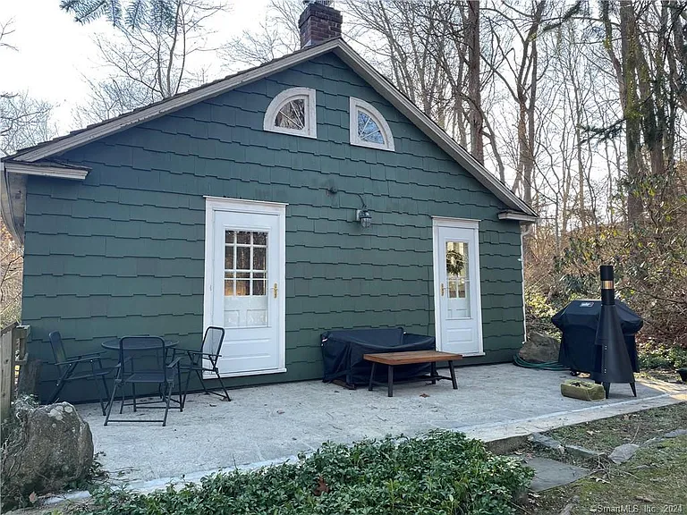 87B Red Coat Rd — Photo 17