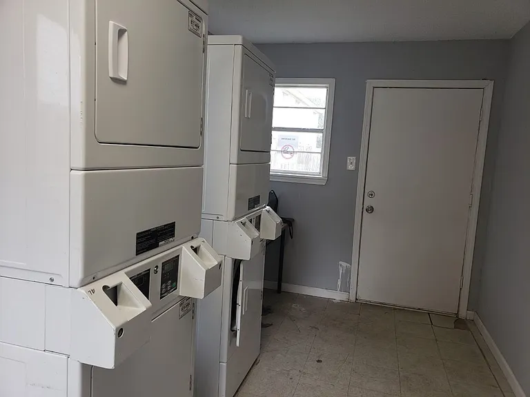 Bridge City Apartments — Photo 58