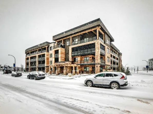55 Wolf Hollow Way SE #311, Calgary, AB T2X 1T8