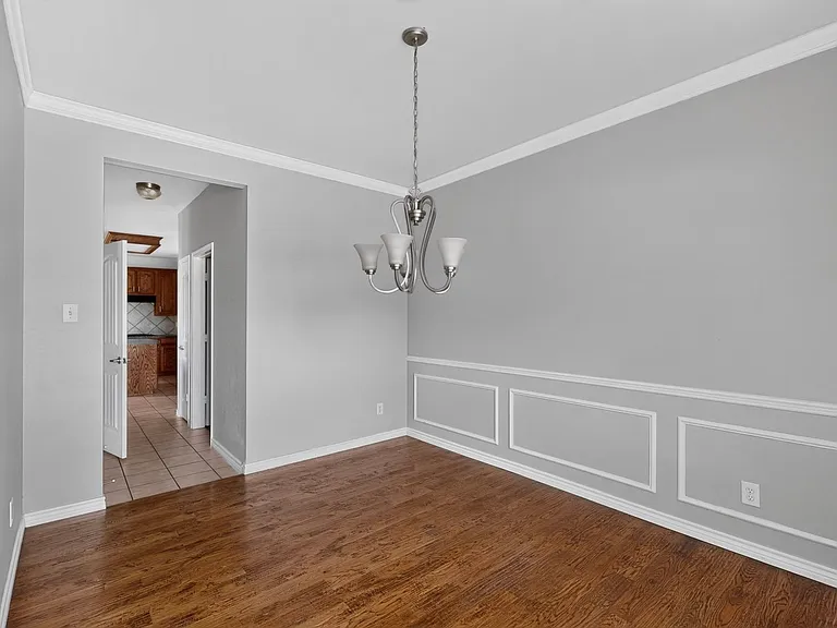 1236 Blue Brook Dr — Photo 9