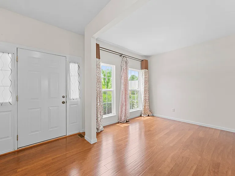 34 Bonhomme Richard Ct — Photo 6