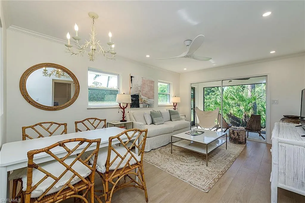 2 bed, 2.0 bath, 900 sqft, $6,500 — Photo 3