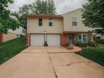 2416 Cambridge Rd, High Ridge, MO, 63049
