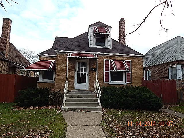 10743 S Avenue M photo 1