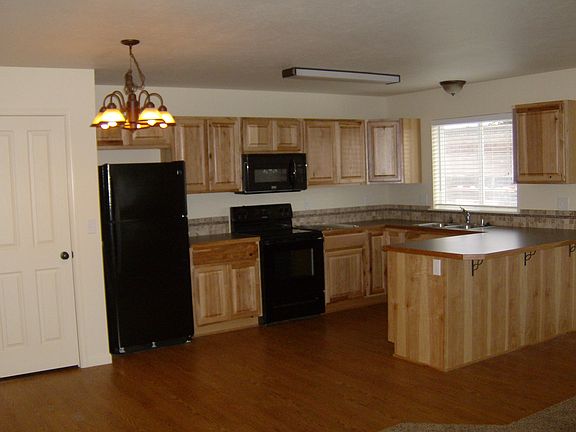 3rd image of 1721 N Bessie Ln #A