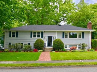 20 Poplar Rd, Wellesley, MA 02482