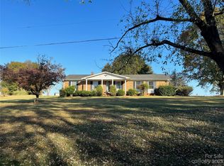 2013 Clay Rd, Shelby, NC 28152