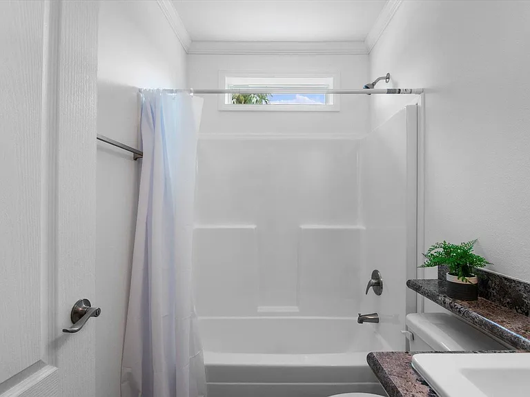 1284 Plymouth Pl — Photo 38