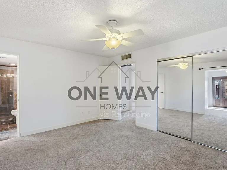5749 S Farmer Ave — Photo 23